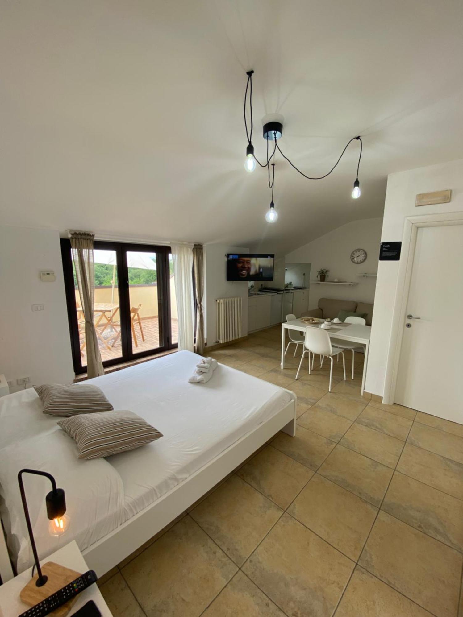 Appartamento Attico Con Terrazzo Panoramico Maiella - 1Piano - Vasto Esterno foto